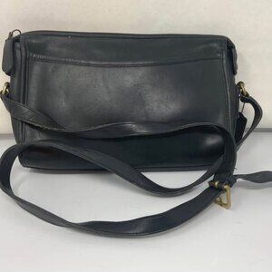 Vintage Coach 9944 Taylor Zip Crossbody Bag Dark Navy Leather